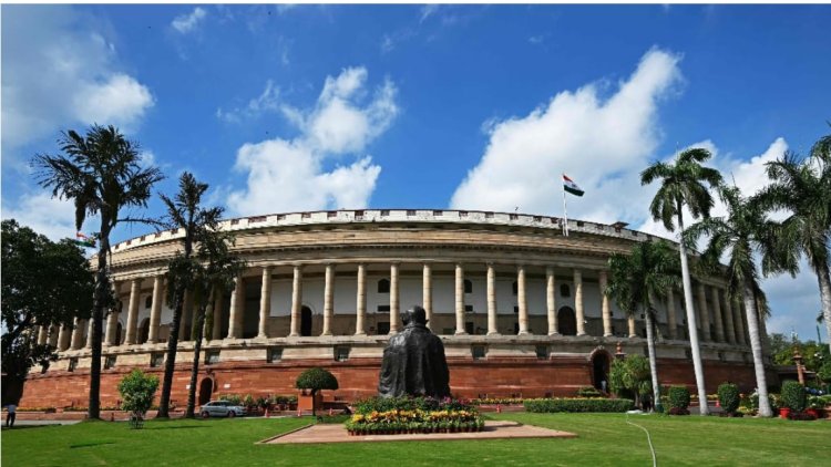 लोकसभा सचिवालय ने कांग्रेस के आरोपों को किया खारिज, संसद से महापुरुषों की प्रतिमाओं को हटाने का लगाया था आरोप